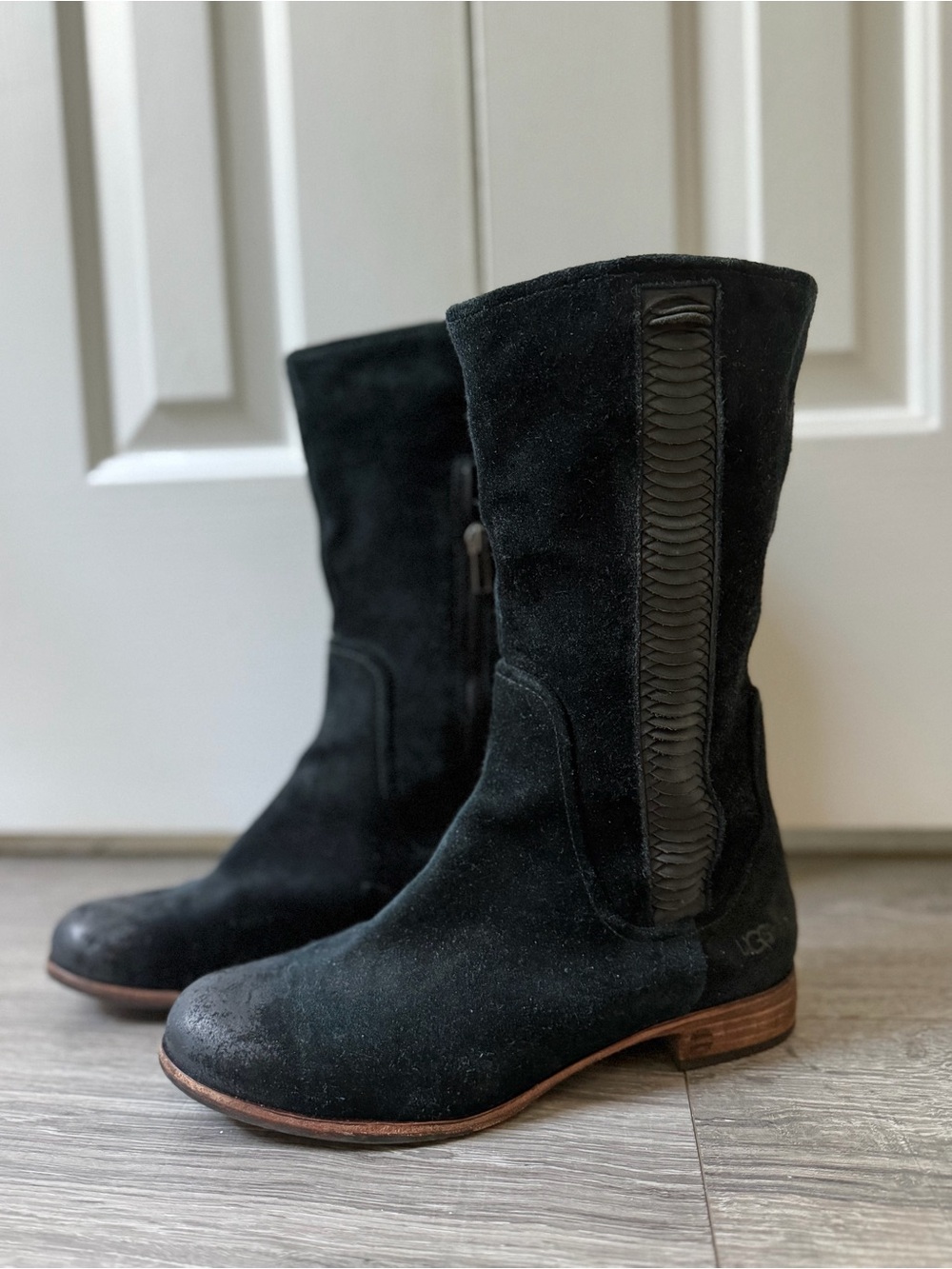 UGG Annisa Leather Boots - Black, Sheepskin, Mid Calf, Textured